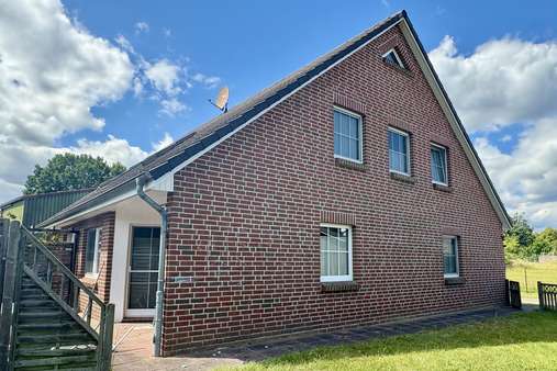 Seitenansicht - Mehrfamilienhaus in 23883 Lehmrade mit 210m² als Kapitalanlage kaufen