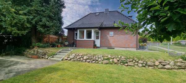 Hausansicht Hausansicht - Einfamilienhaus in 23909 Ratzeburg mit 95m² kaufen