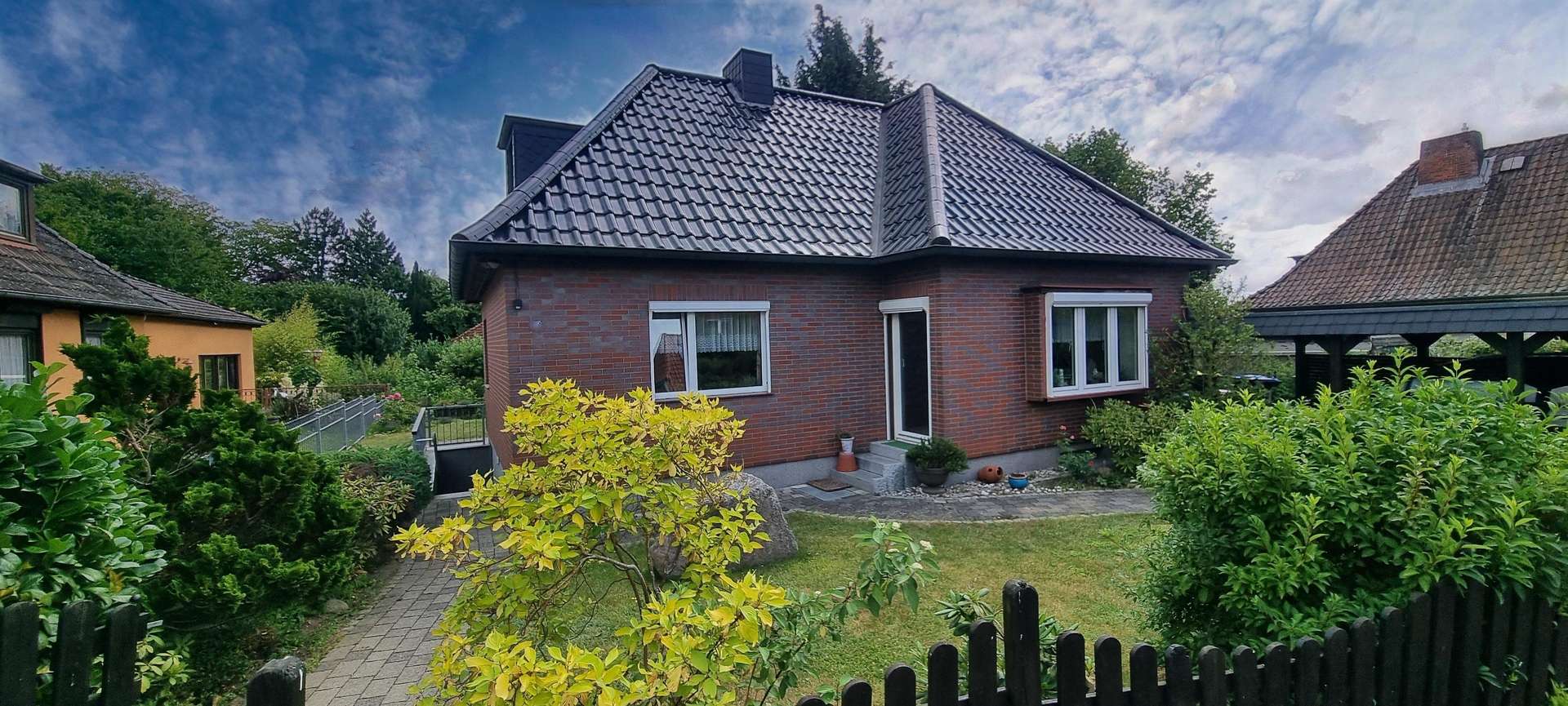 Hausansicht Hausansicht - Einfamilienhaus in 23909 Ratzeburg mit 95m² kaufen