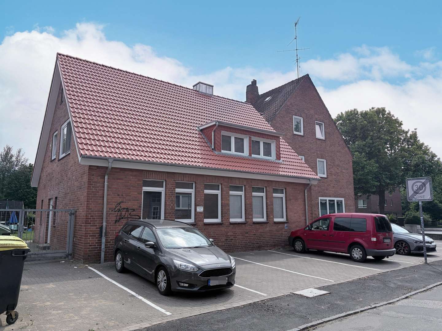 Wohn- / Geschäftshaus in 23562 Lübeck mit 600m² als Kapitalanlage kaufen