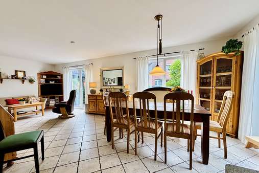 Wohn-/Esszimmer - Neubau Wohn-/Esszimmer - Neubau - Zweifamilienhaus in 21039 Börnsen mit 188m² kaufen