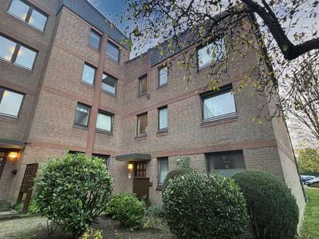 Außenansicht Außenansicht - Erdgeschosswohnung in 21502 Geesthacht mit 58m² kaufen