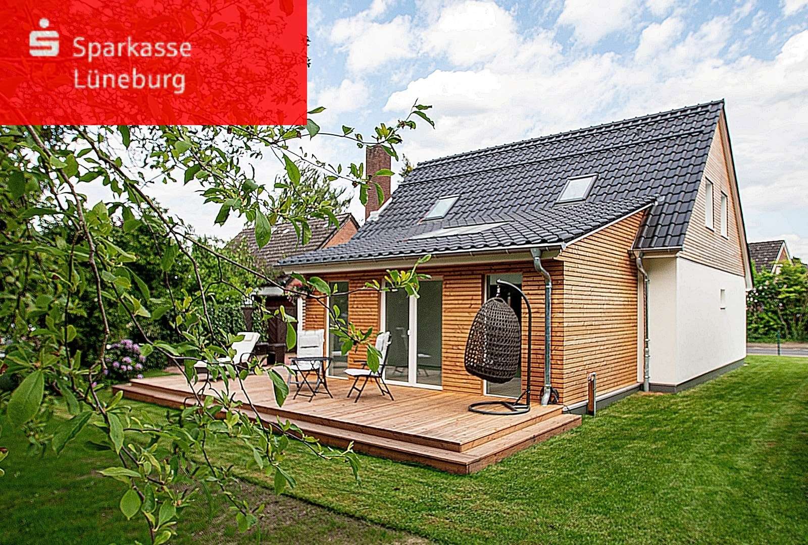 Saniertes Einfamilienhaus mit Anbau und Garage - Einfamilienhaus in 21335 Lüneburg mit 123m² kaufen