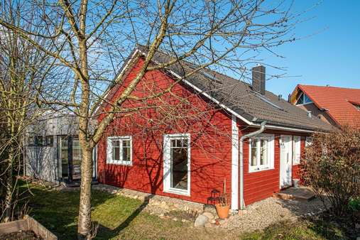 Gartenansicht - Einfamilienhaus in 21379 Rullstorf mit 139m² kaufen