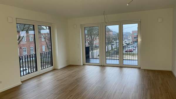 helle und großzügige Wohnräume helle und großzügige Wohnräume - Etagenwohnung in 21337 Lüneburg mit 90m² kaufen