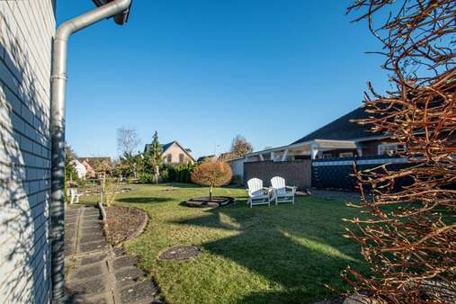 Eigentumsgrundstück - Zweifamilienhaus in 21365 Adendorf mit 180m² kaufen