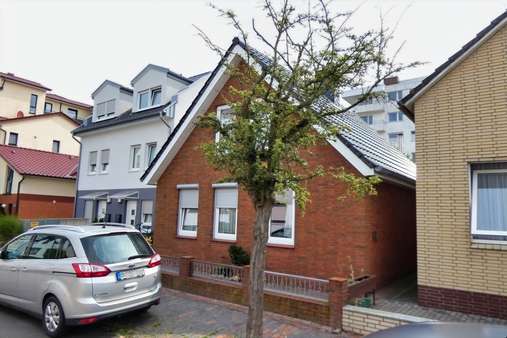 Hausansicht Hausansicht - Einfamilienhaus in 27476 Cuxhaven mit 85m² kaufen