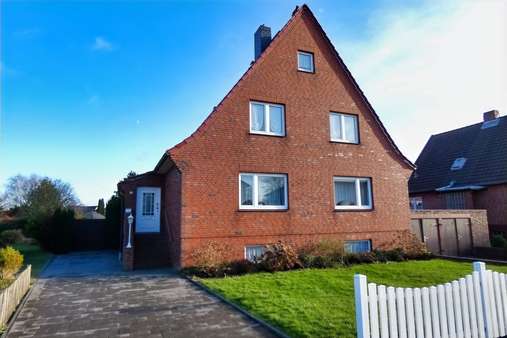 Hausansicht - Einfamilienhaus in 27476 Cuxhaven mit 180m² kaufen