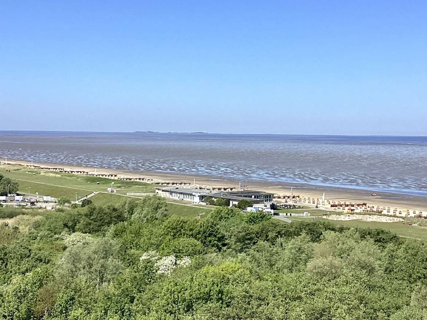 Blick vom Balkon - Etagenwohnung in 27476 Cuxhaven mit 115m² kaufen
