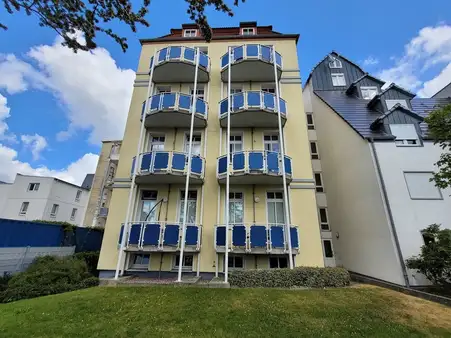 Tolle Altbauwohnung mit maritimer Wohnatmosphäre
