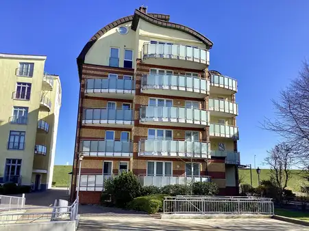 "Schmuckkästchen" mit Seesicht in Toplage