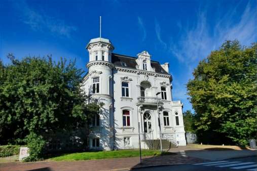 Hausansicht - Bürohaus in 27472 Cuxhaven mit 92m² kaufen