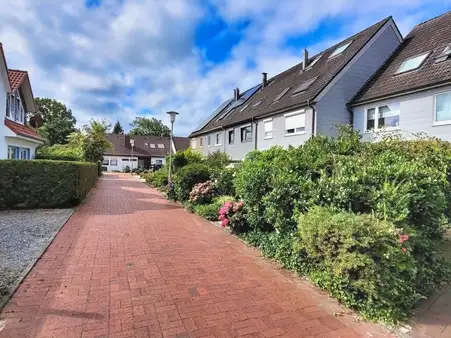 Strandnahes, renoviertes Reihenmittelhaus mit Stil
