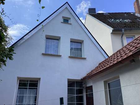 Hausansicht Nord - Einfamilienhaus in 27472 Cuxhaven mit 80m² kaufen