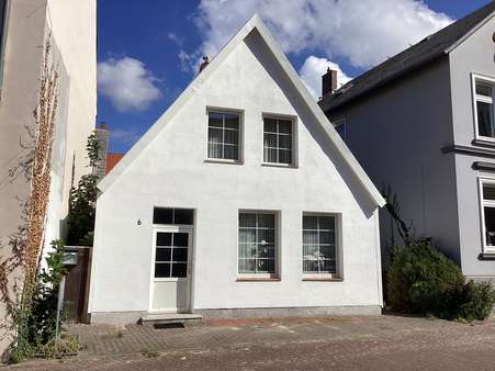Hausansicht Süd - Einfamilienhaus in 27472 Cuxhaven mit 80m² kaufen