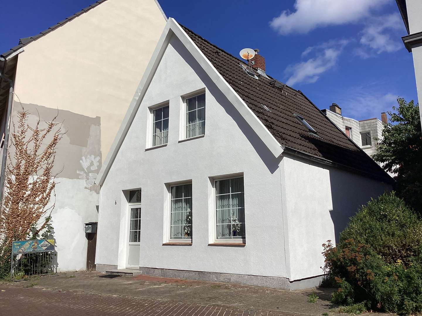 Hausansicht Süd/Ost - Einfamilienhaus in 27472 Cuxhaven mit 80m² kaufen