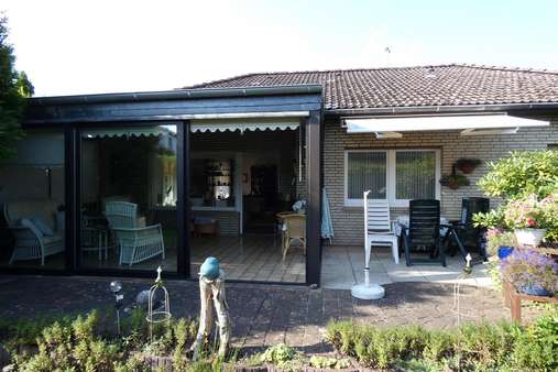Wintergarten und Terrasse - Einfamilienhaus in 27478 Cuxhaven mit 115m² kaufen