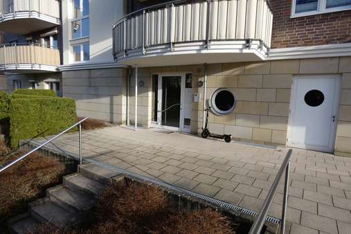 Eingangsbereich - Etagenwohnung in 27472 Cuxhaven mit 87m² kaufen
