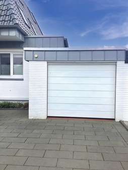 Garage - Einfamilienhaus in 27476 Cuxhaven mit 230m² kaufen