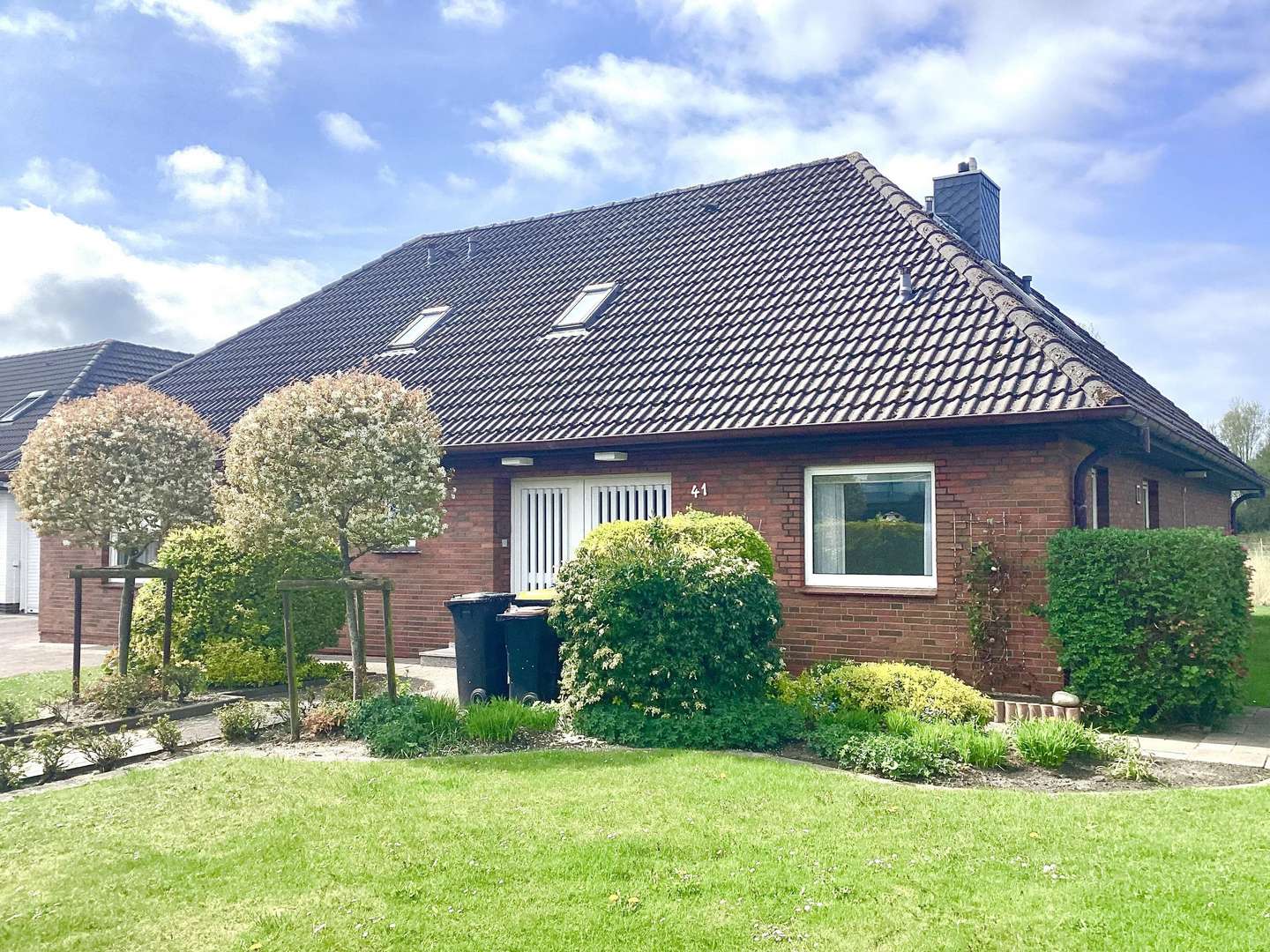 Hausansicht - Einfamilienhaus in 27476 Cuxhaven mit 200m² kaufen