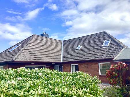 Hintere Hausansicht - Einfamilienhaus in 27476 Cuxhaven mit 200m² kaufen