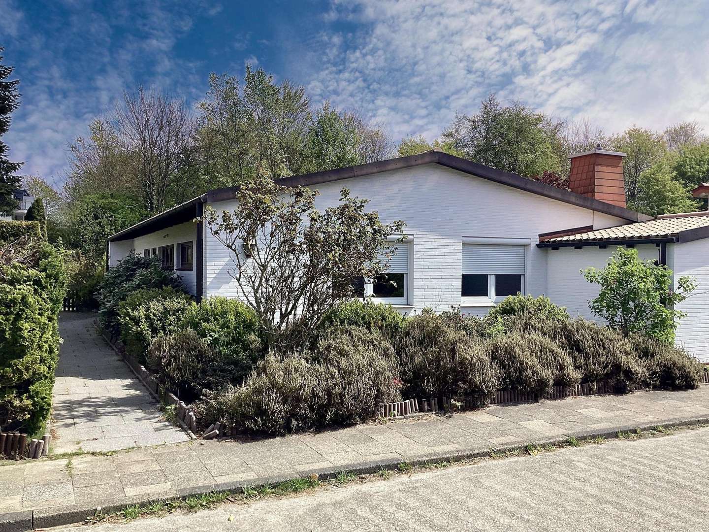 Hausansicht - Einfamilienhaus in 27476 Cuxhaven mit 136m² kaufen