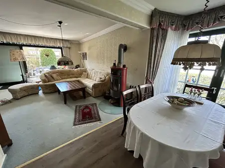 Charmantes Reihenendhaus mit Potenzial!