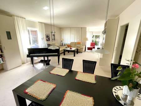 Wohn- und Essbereich Wohn- und Essbereich - Einfamilienhaus in 21682 Stade mit 186m² kaufen
