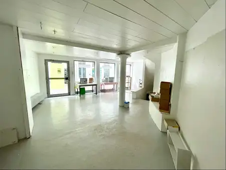 Sanierungs-Baudenkmal - Kleine Schmiedestrasse!