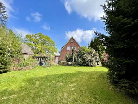 Blick Hausrückseite Blick Hausrückseite - Einfamilienhaus in 21706 Drochtersen mit 95m² kaufen