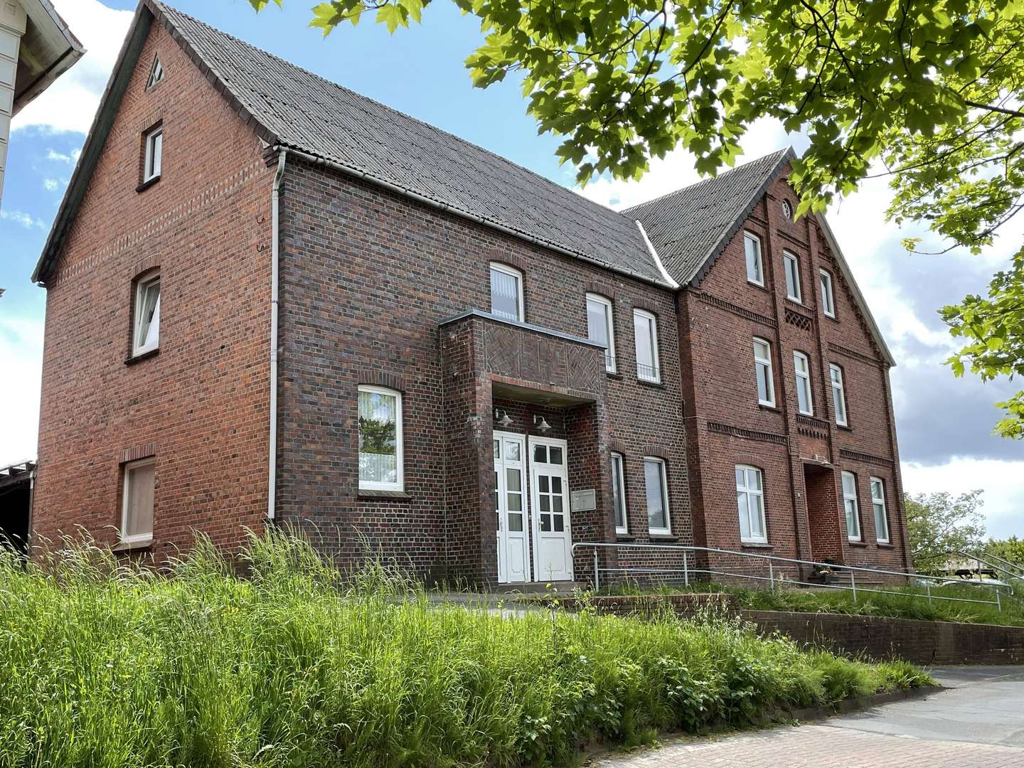 Straßenansicht - Mehrfamilienhaus in 21720 Guderhandviertel mit 355m² kaufen