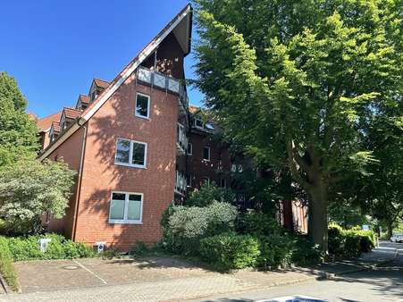 Außenansicht - Erdgeschosswohnung in 21680 Stade mit 55m² kaufen