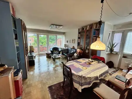 Attraktive 2-Zimmer-Wohnung mit Ausbaureserve!