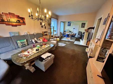 Wohn/Esszimmer EG - Einfamilienhaus in 21683 Stade mit 213m² kaufen