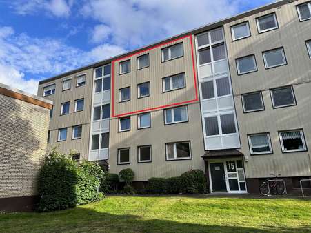 Eingang  - Etagenwohnung in 21614 Buxtehude mit 148m² kaufen