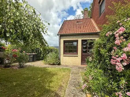 Einfamilienhaus mit Garage in ruhiger und zentraler Wohnlage von Bützfleth
