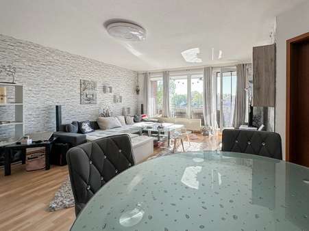 Wohn-/Essbereich - Dachgeschosswohnung in 21717 Fredenbeck mit 81m² kaufen