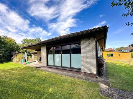 Rückansicht Rückansicht - Zweifamilienhaus in 21717 Fredenbeck mit 274m² kaufen