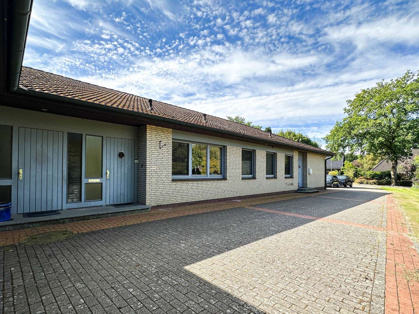 Vorderansicht Vorderansicht - Zweifamilienhaus in 21717 Fredenbeck mit 274m² kaufen