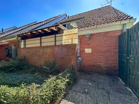 Vorderansicht Vorderansicht - Reihenendhaus in 21682 Stade mit 96m² kaufen