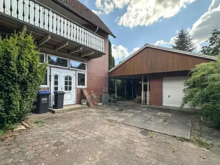 Groß in Groß Sterneberg! Vielseitiges Ein- bis Zweifamilienhaus mit Potenzial 