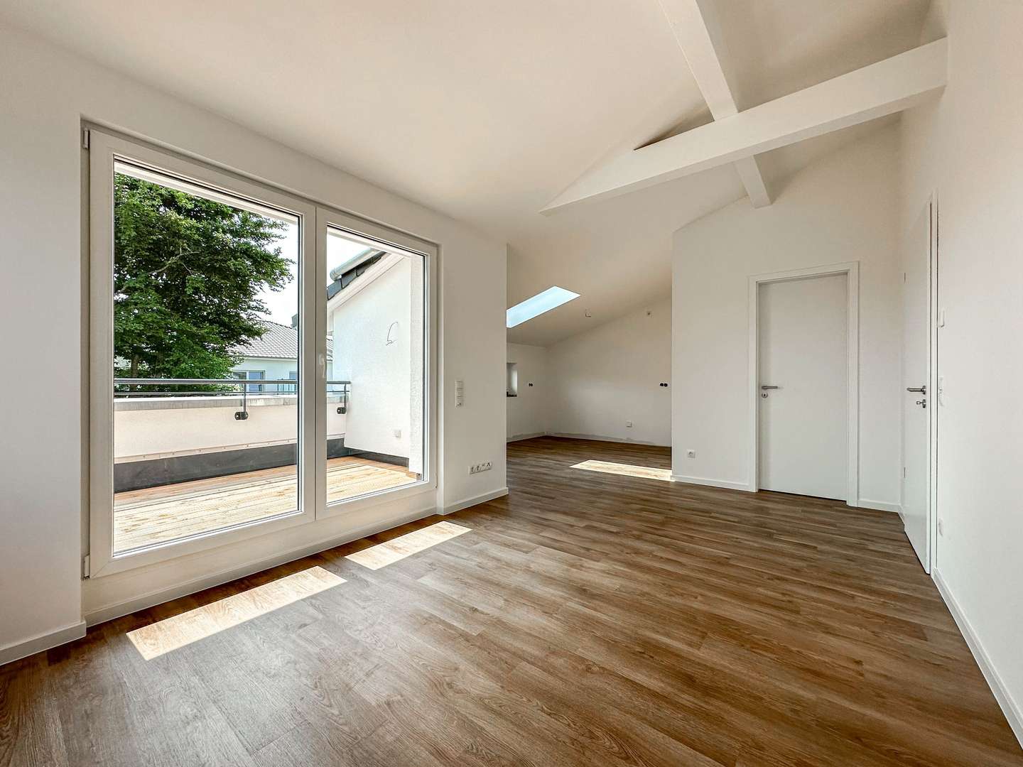 Wohnzimmer - Dachgeschosswohnung in 21640 Horneburg mit 75m² kaufen