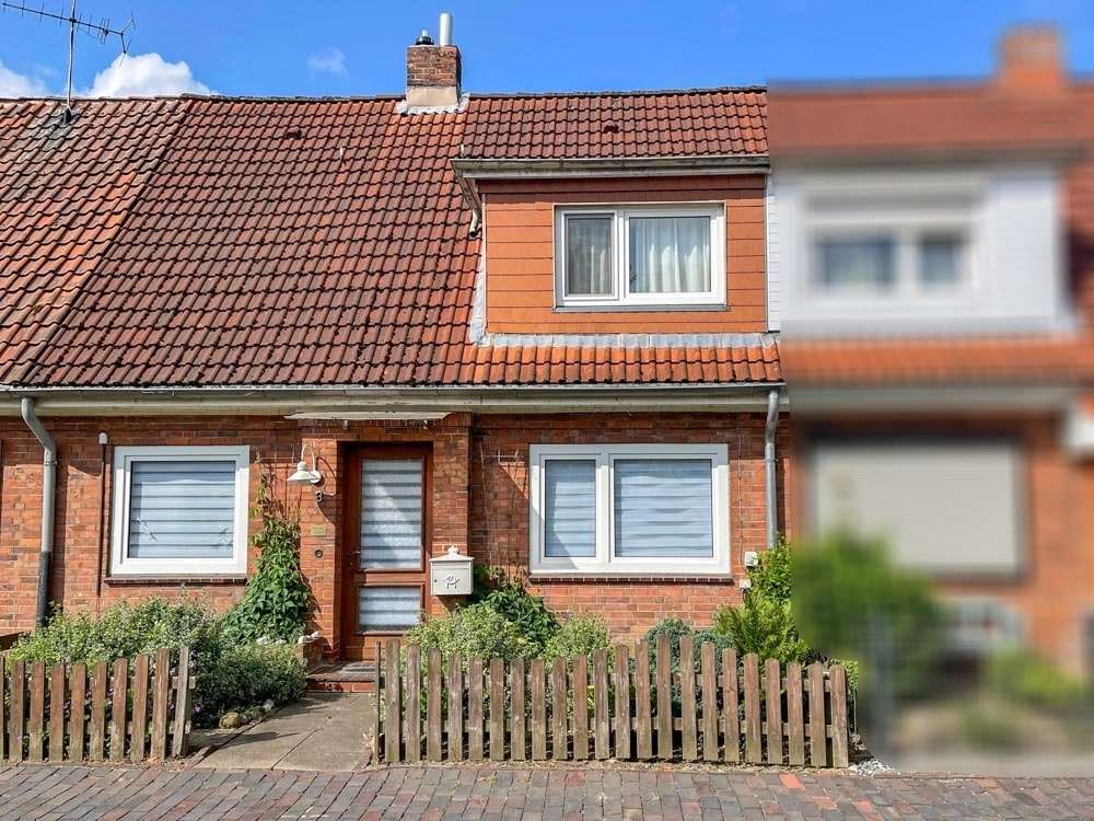 Vorderansicht - Reihenmittelhaus in 21680 Stade mit 105m² kaufen