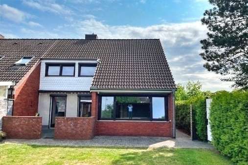 Rückseite Terrasse Rückseite Terrasse - Reihenendhaus in 27432 Bremervörde mit 109m² kaufen