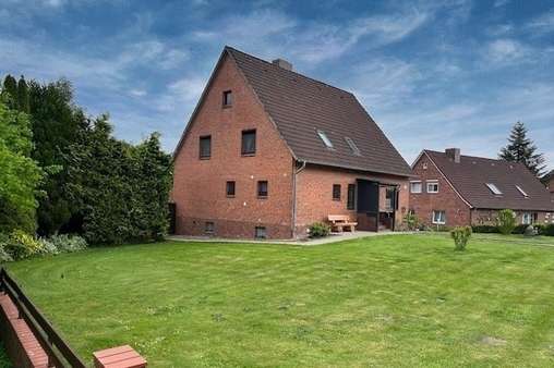 seitlicher Blick - Einfamilienhaus in 27442 Gnarrenburg mit 187m² kaufen