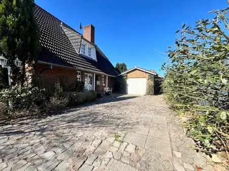 Gemütliches Einfamilienhaus im Fachwerkstil in Hemsbünde