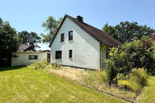 Zweifamilienhaus in 27374 Visselhövede, Jeddingen mit 126m² kaufen