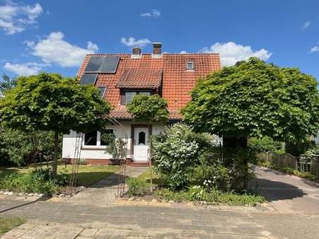 Vorderseite - Einfamilienhaus in 27432 Bremervörde mit 120m² kaufen