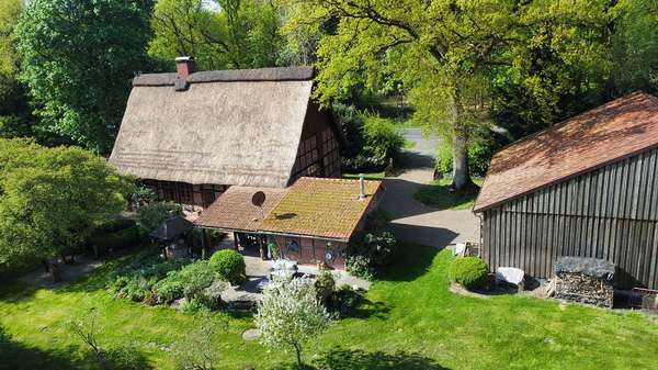 Resthof in 27386 Hemsbünde mit 115m² kaufen