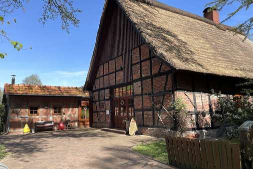 Resthof in 27386 Hemsbünde mit 115m² kaufen